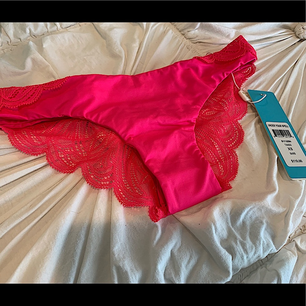 Beach Bunny Under Your Spell Bikini bottoms